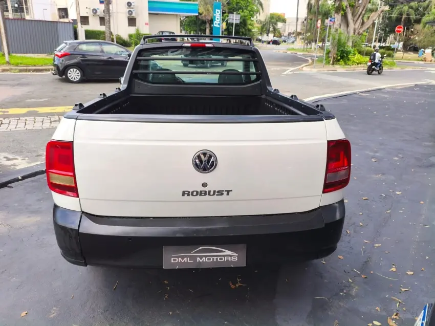 VOLKSWAGEN Saveiro - Foto