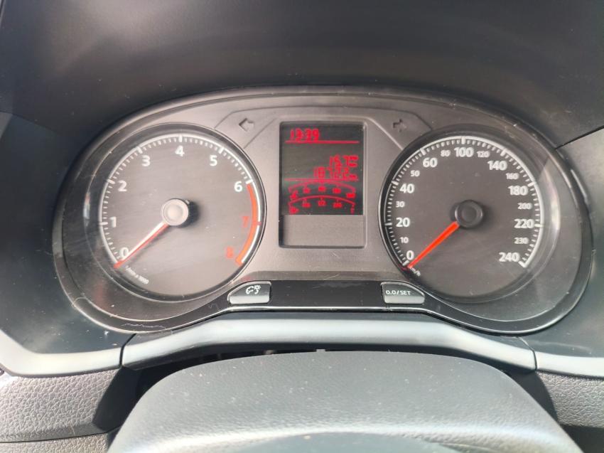 VOLKSWAGEN Saveiro - Foto