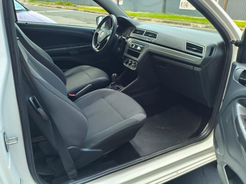 VOLKSWAGEN Saveiro - Foto