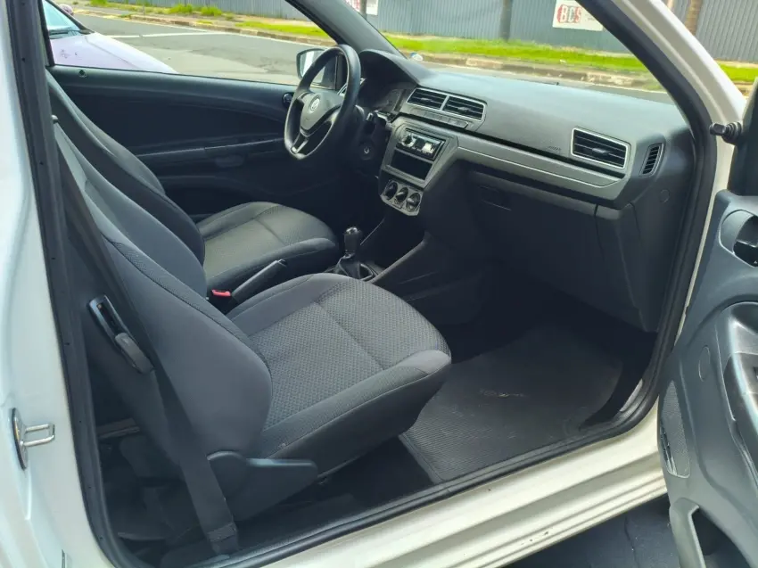 VOLKSWAGEN Saveiro - Foto