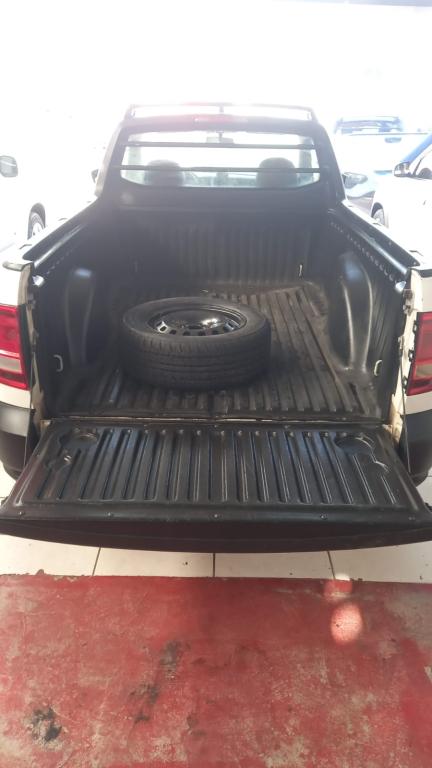 VOLKSWAGEN Saveiro - Foto