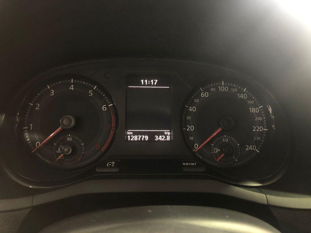 VOLKSWAGEN Saveiro - Foto