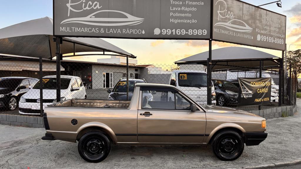 VOLKSWAGEN Saveiro - Foto