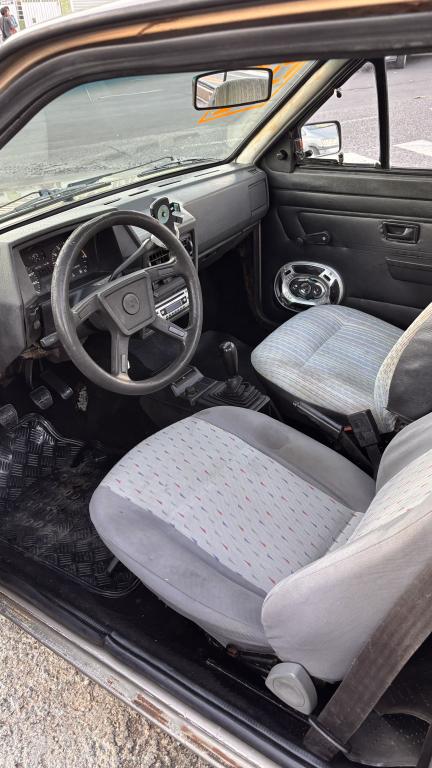 VOLKSWAGEN Saveiro - Foto