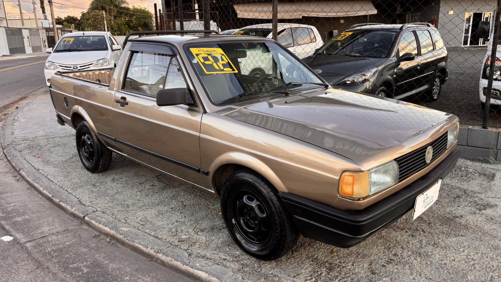 VOLKSWAGEN Saveiro - Foto