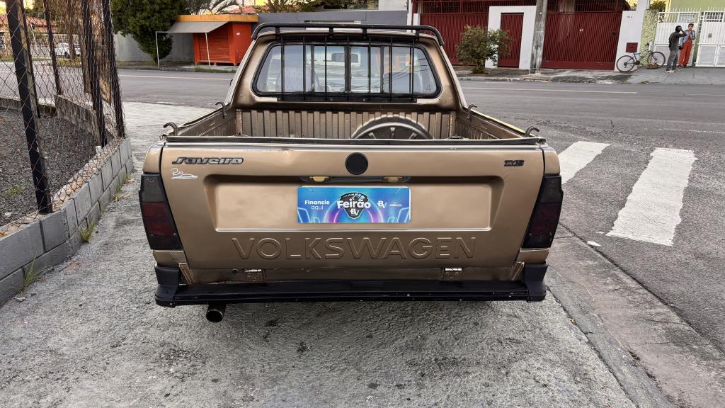 VOLKSWAGEN Saveiro - Foto