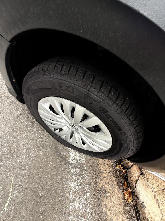 VOLKSWAGEN Saveiro - Foto