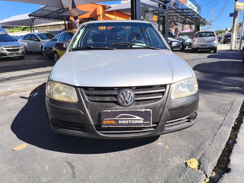 VOLKSWAGEN Saveiro - Foto