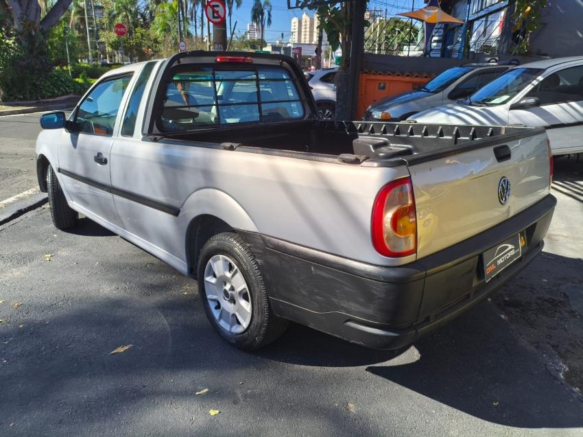 VOLKSWAGEN Saveiro - Foto