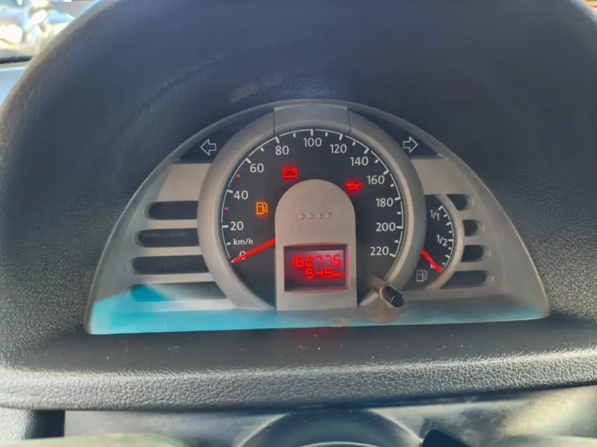 VOLKSWAGEN Saveiro - Foto
