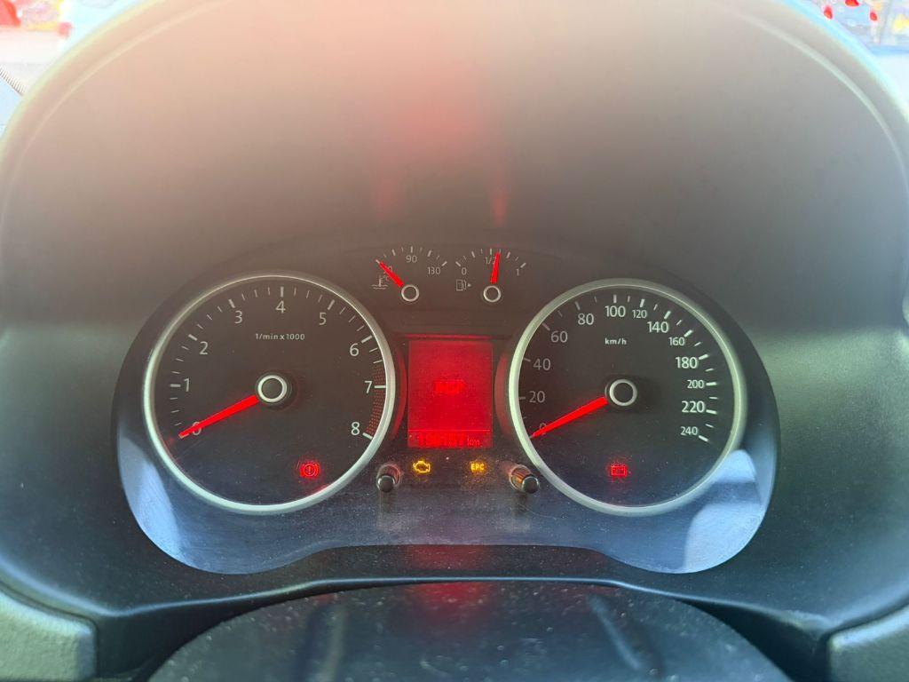 VOLKSWAGEN Saveiro - Foto