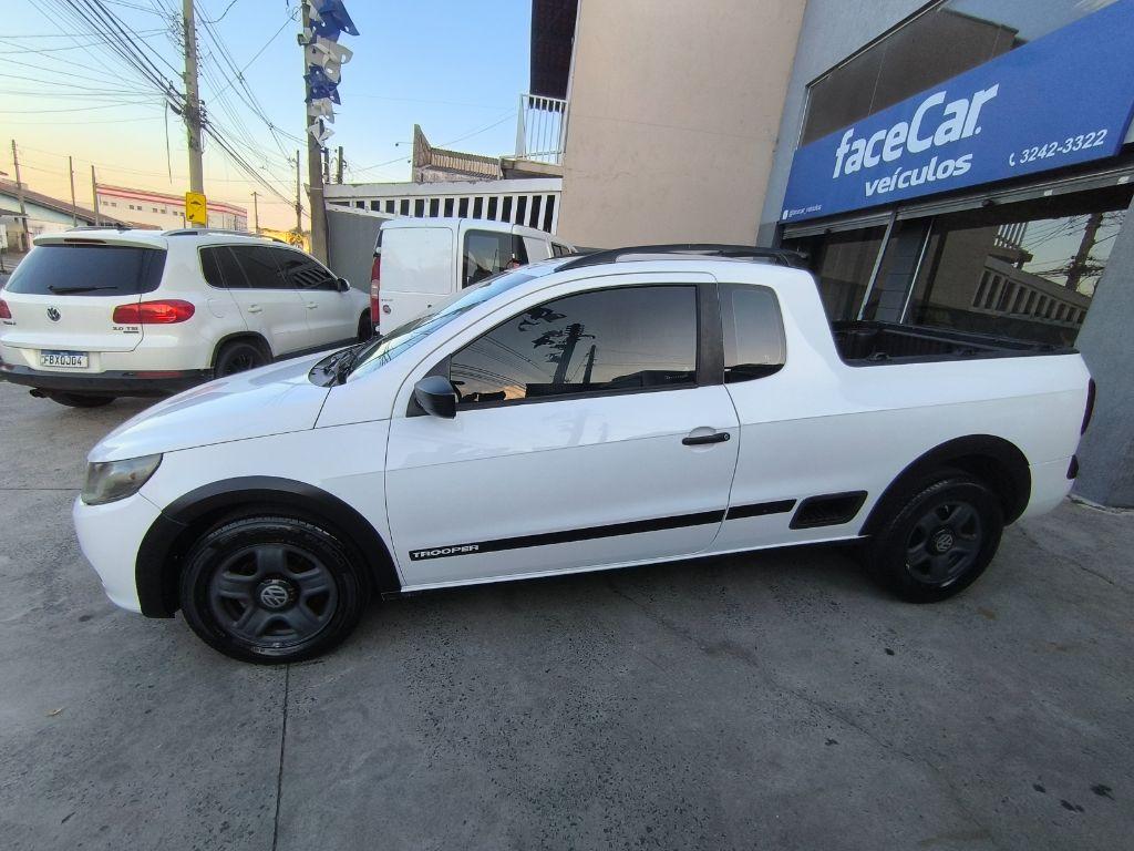 VOLKSWAGEN Saveiro - Foto