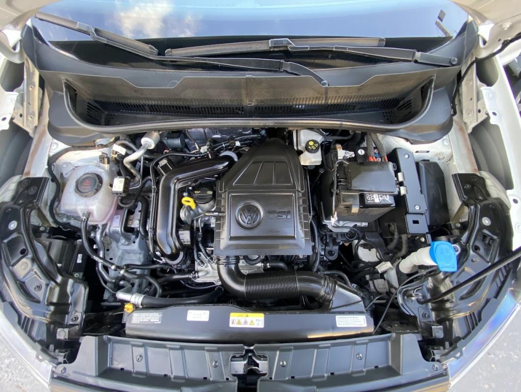 VOLKSWAGEN T-Cross - Foto