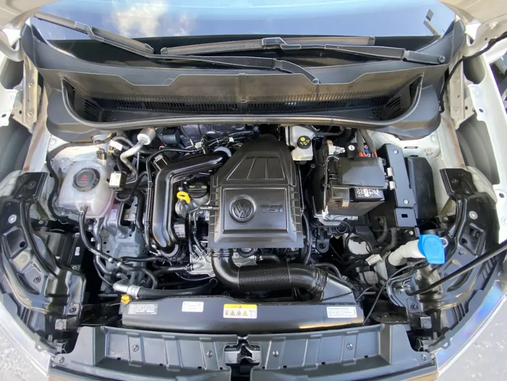 VOLKSWAGEN T-Cross - Foto