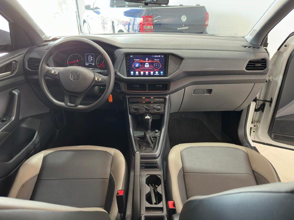 VOLKSWAGEN T-Cross - Foto