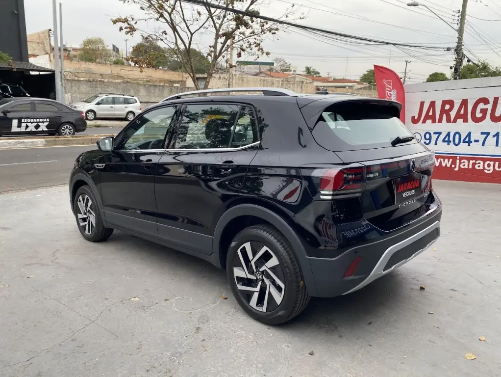 VOLKSWAGEN T-Cross - Foto