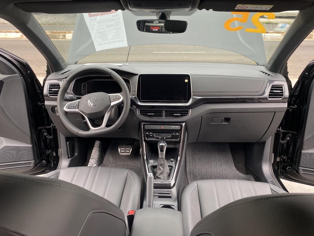 VOLKSWAGEN T-Cross - Foto