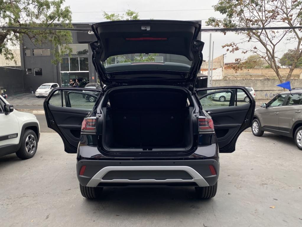 VOLKSWAGEN T-Cross - Foto