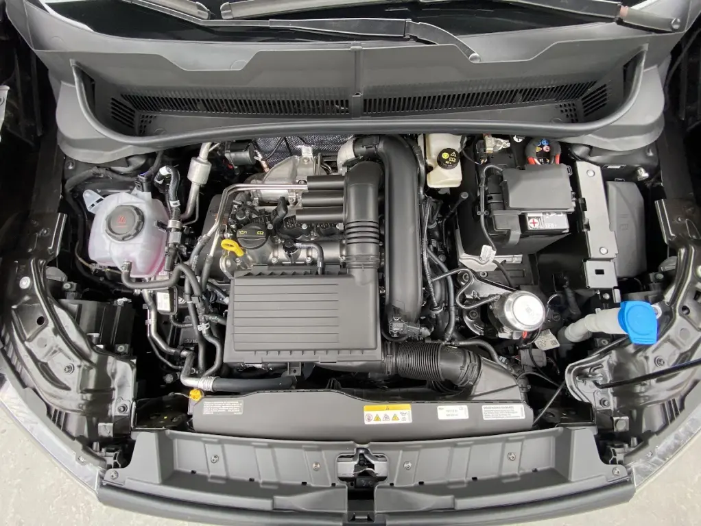 VOLKSWAGEN T-Cross - Foto