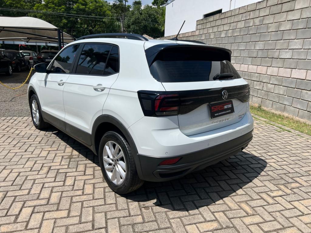VOLKSWAGEN T-Cross - Foto