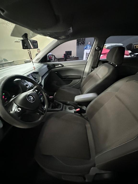 VOLKSWAGEN T-Cross - Foto