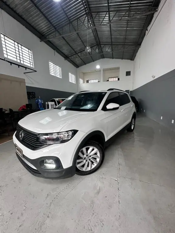 VOLKSWAGEN T-Cross - Foto