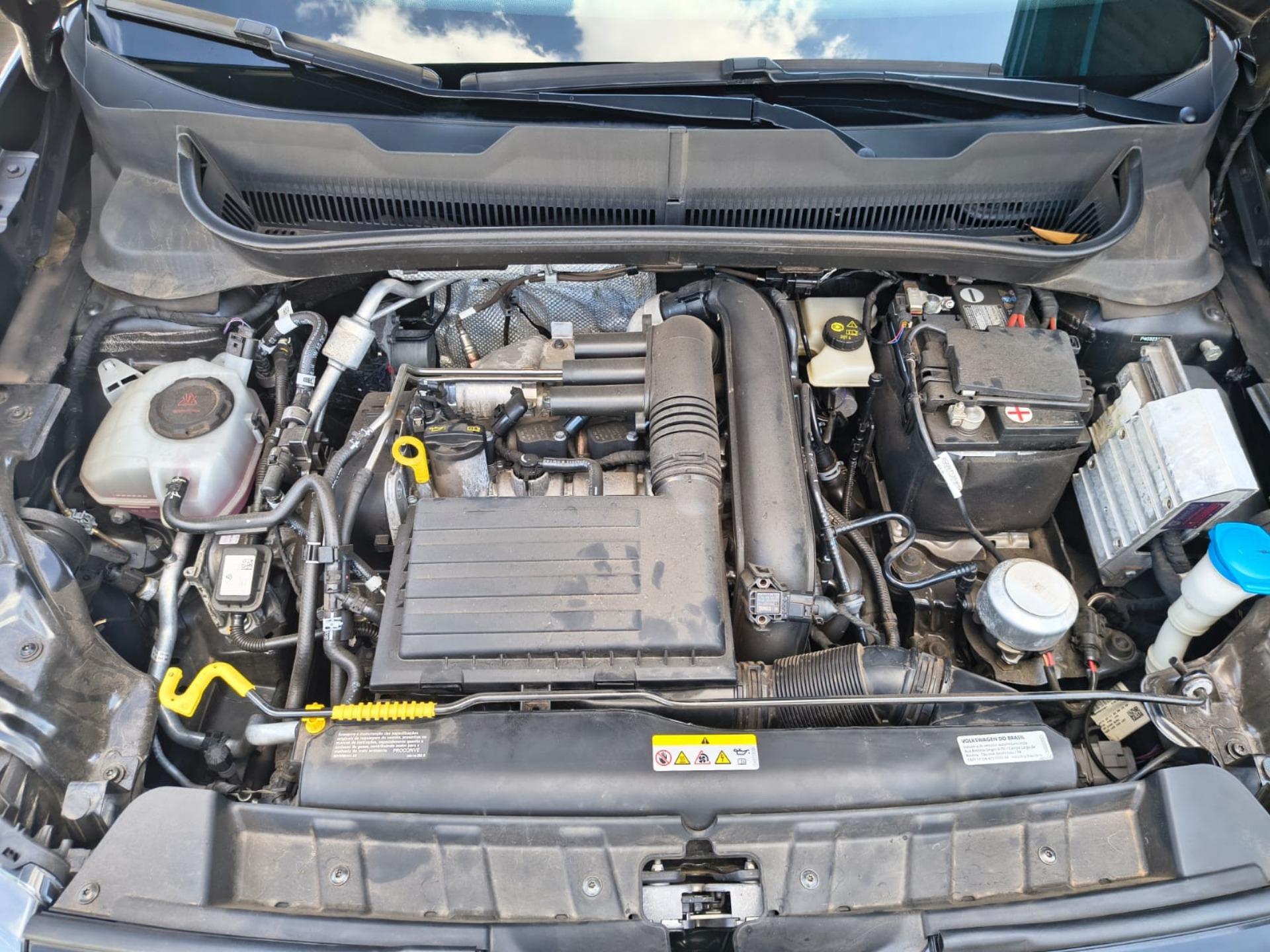 VOLKSWAGEN T-Cross - Foto