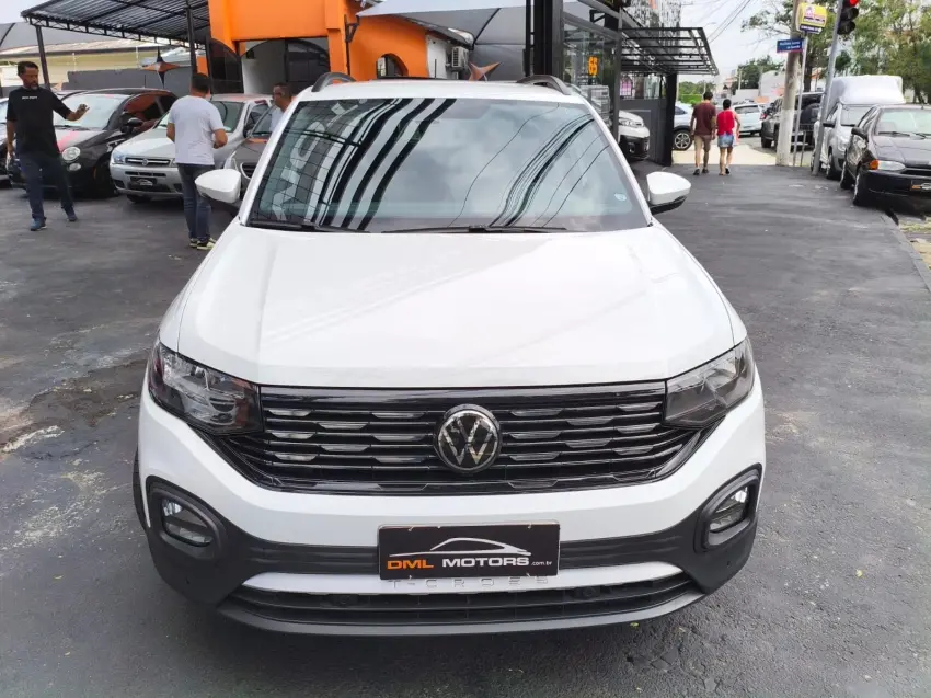 VOLKSWAGEN T-Cross - Foto