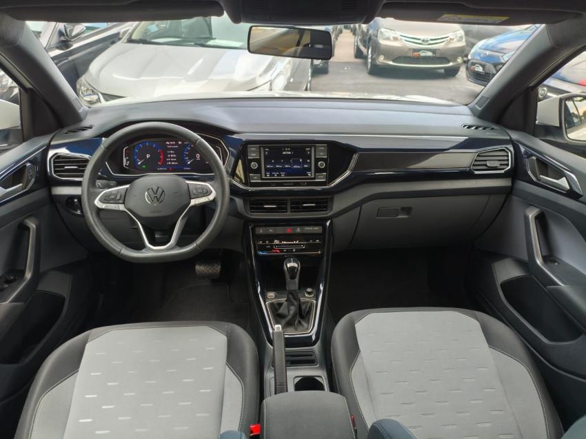 VOLKSWAGEN T-Cross - Foto