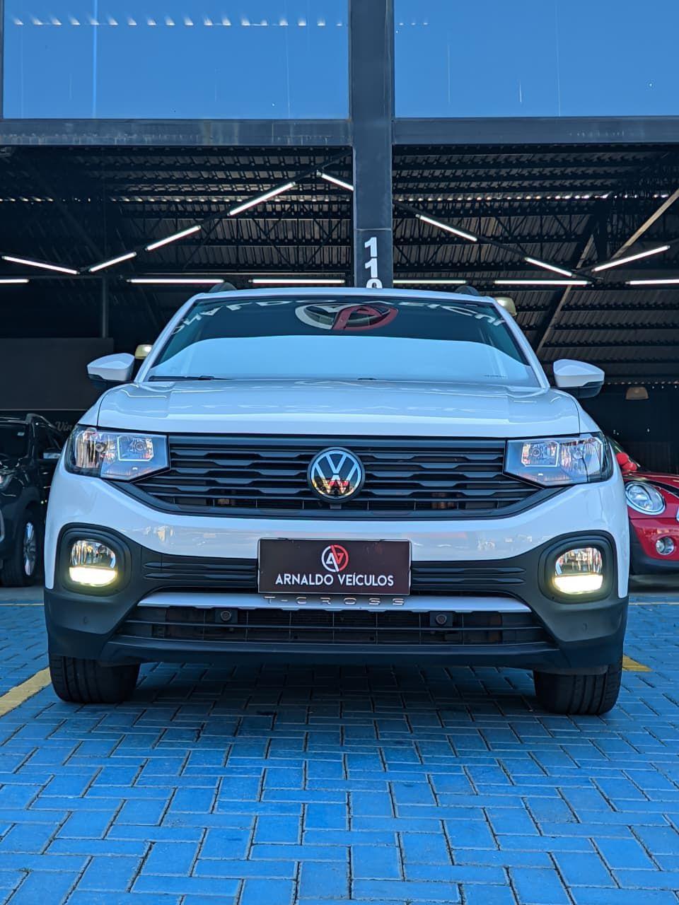VOLKSWAGEN T-Cross - Foto