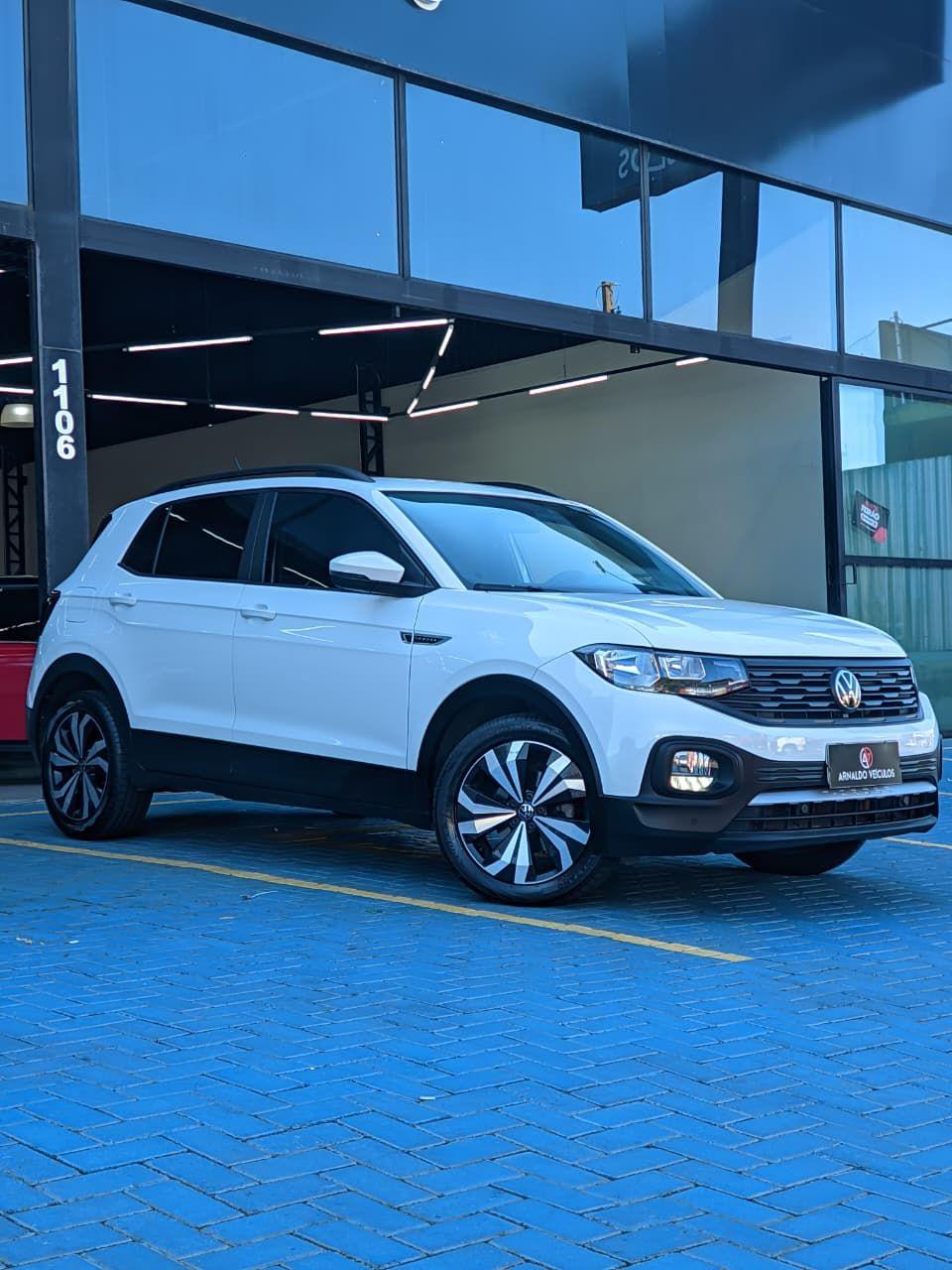 VOLKSWAGEN T-Cross - Foto