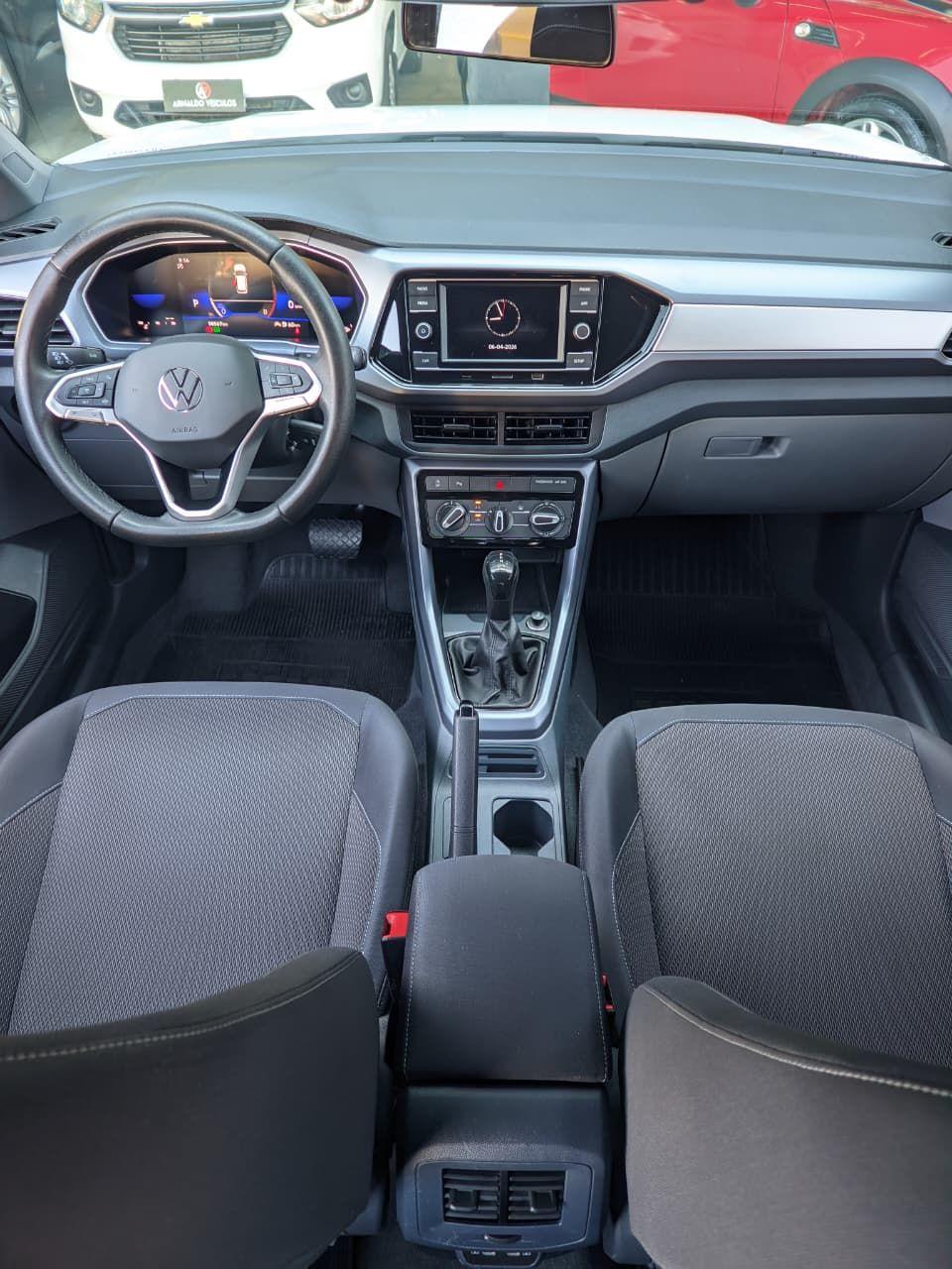 VOLKSWAGEN T-Cross - Foto