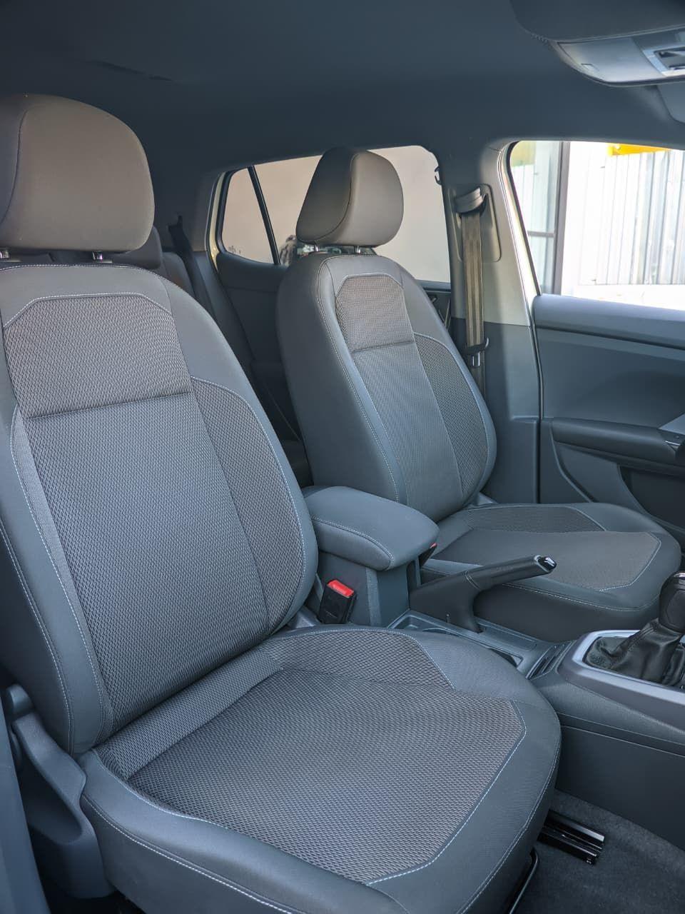 VOLKSWAGEN T-Cross - Foto