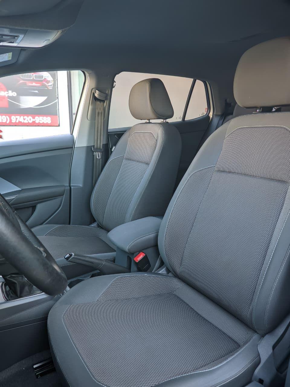 VOLKSWAGEN T-Cross - Foto