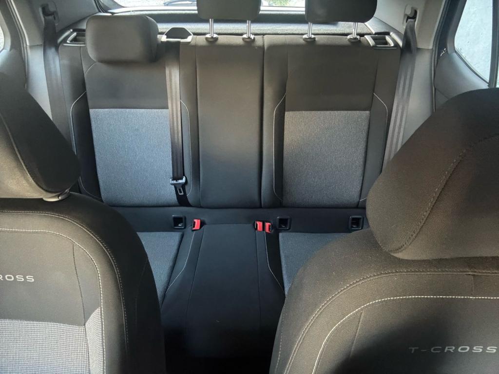 VOLKSWAGEN T-Cross - Foto
