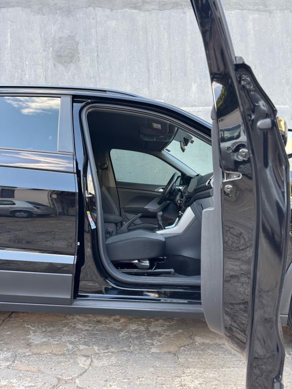 VOLKSWAGEN T-Cross - Foto