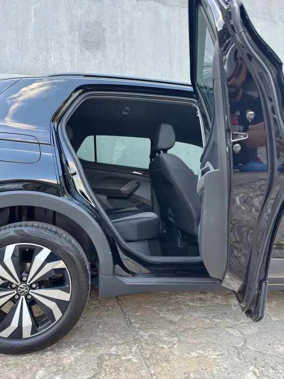 VOLKSWAGEN T-Cross - Foto