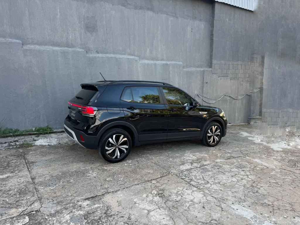 VOLKSWAGEN T-Cross - Foto