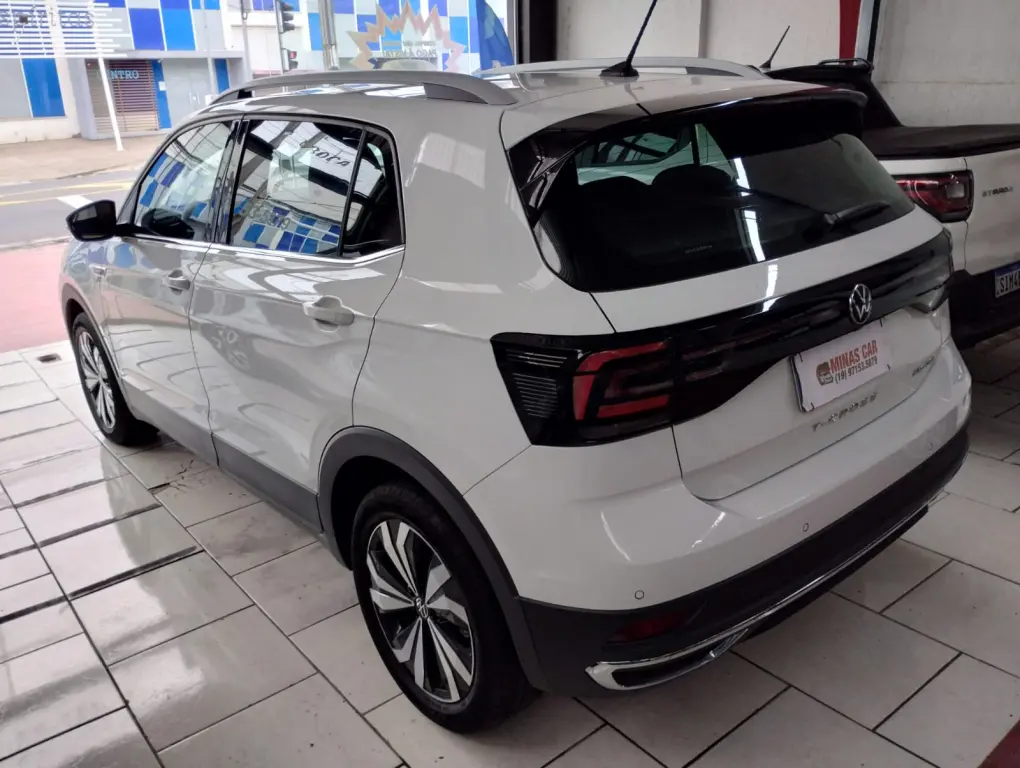 VOLKSWAGEN T-Cross - Foto