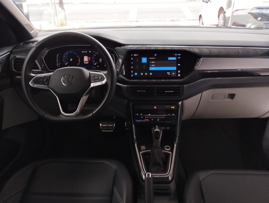 VOLKSWAGEN T-Cross - Foto