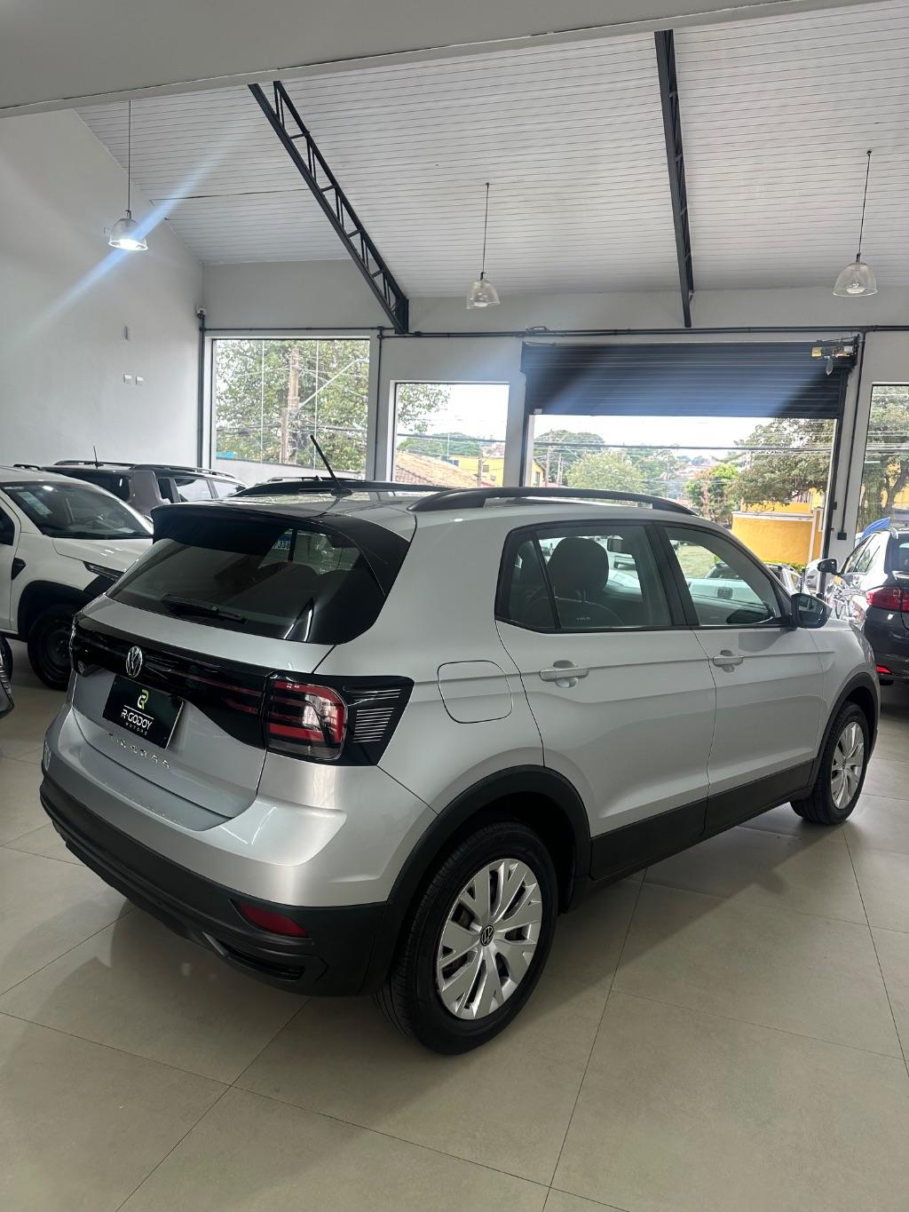 VOLKSWAGEN T-Cross - Foto