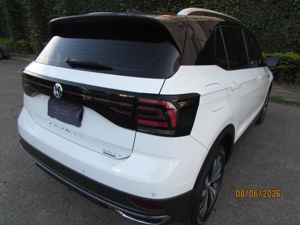 VOLKSWAGEN T-Cross - Foto