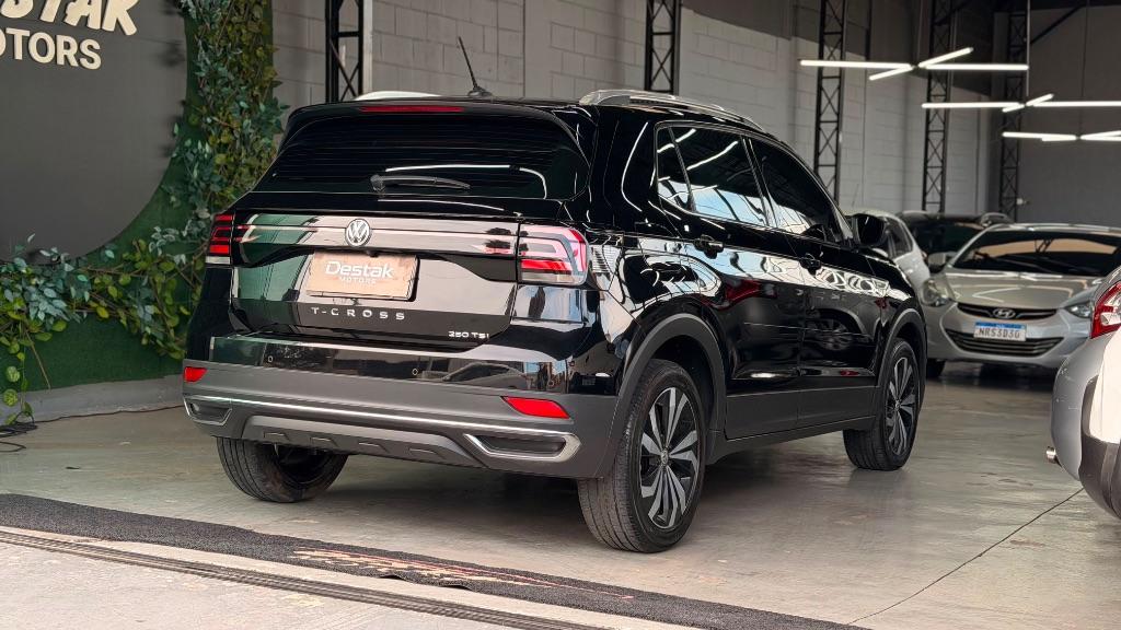 VOLKSWAGEN T-Cross - Foto
