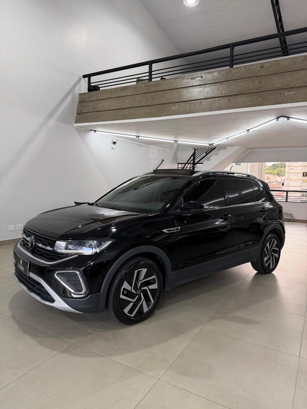 VOLKSWAGEN T-Cross - Foto