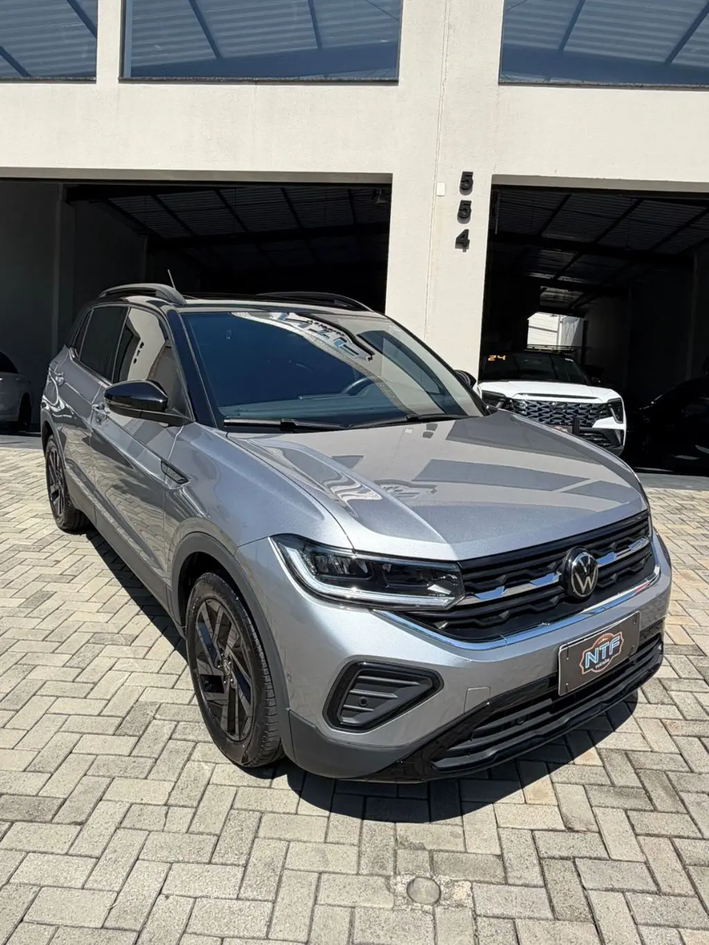 VOLKSWAGEN T-Cross - Foto