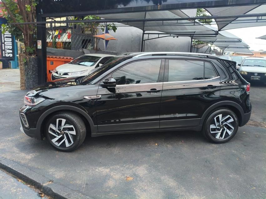 VOLKSWAGEN T-Cross - Foto
