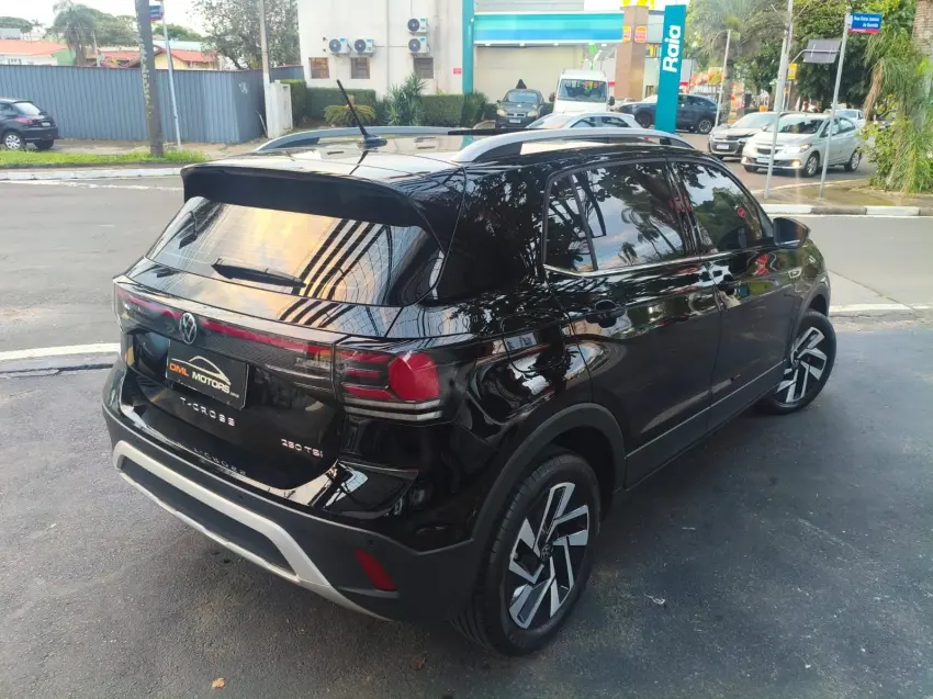 VOLKSWAGEN T-Cross - Foto