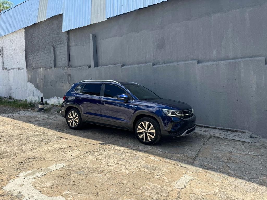 VOLKSWAGEN Taos