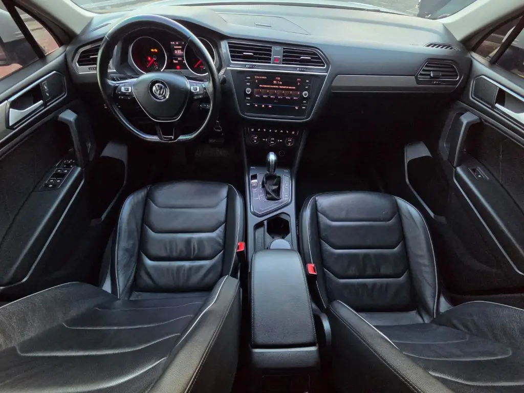 VOLKSWAGEN Tiguan - Foto