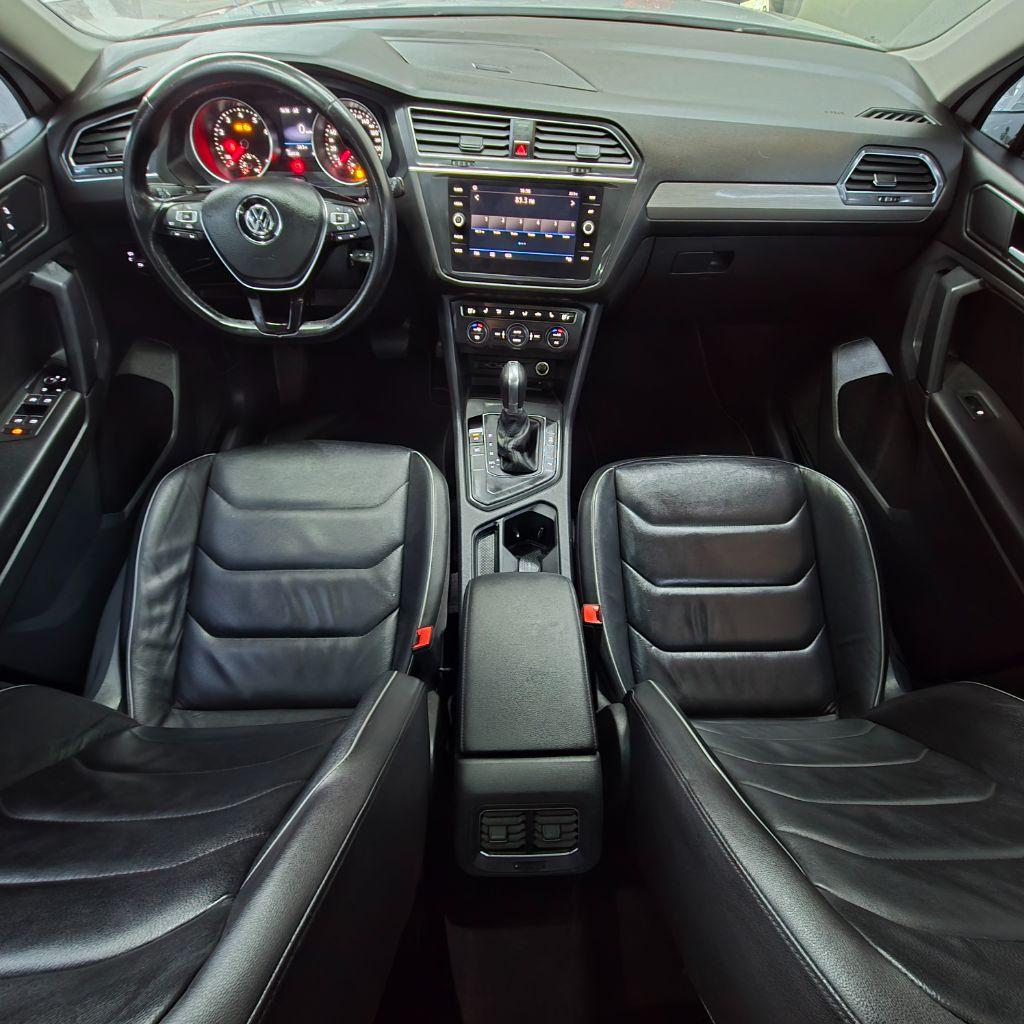 VOLKSWAGEN Tiguan - Foto